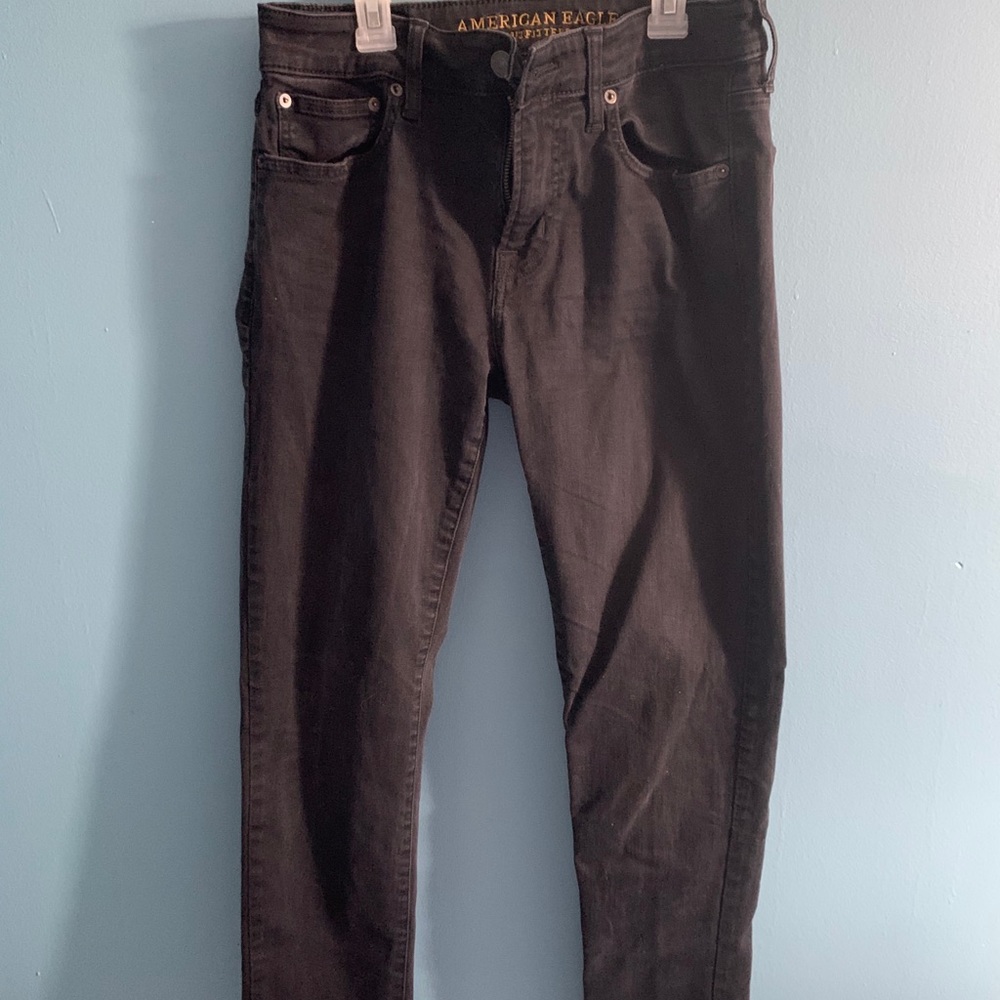 Men’s black AE jeans